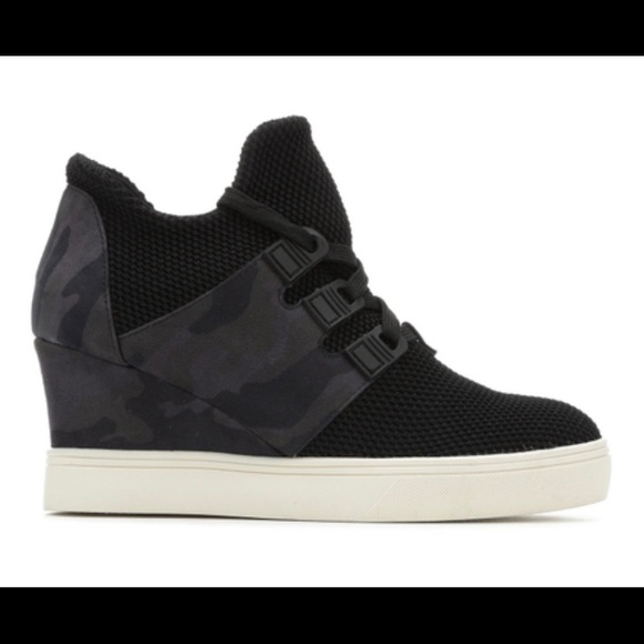 MIA wedge sneakers sz 8.5 NWT - Picture 2 of 3